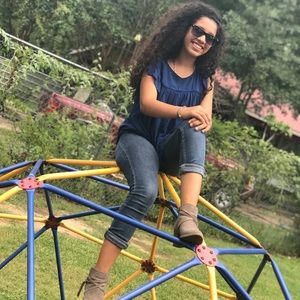 Meet your Posher, Sulamita